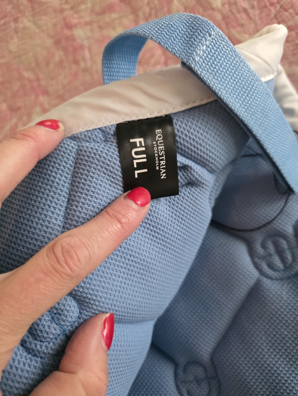 Equestrian Stockholm Blue Saddle Pad and Ear Bonnet Set- Jump FULL like New! - Picture 5 of 6